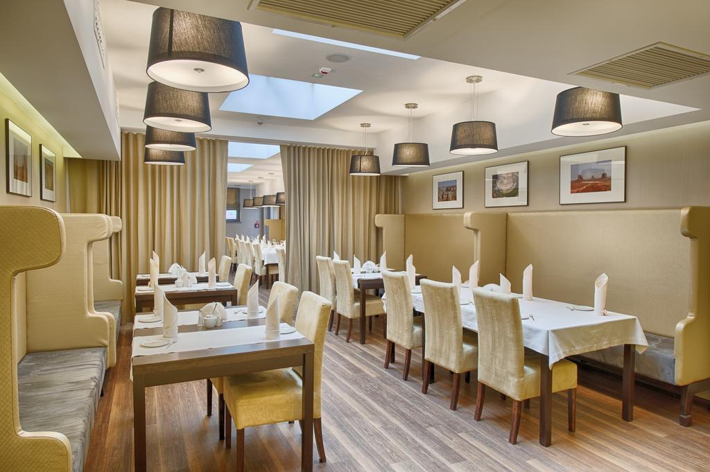 Hotel Lazur Spa & Conference Калиш Экстерьер фото